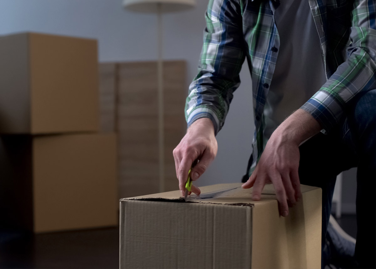 Ship the devices to your customers’ premises – the network configurations previously applied will sync automatically once the access points are connected.