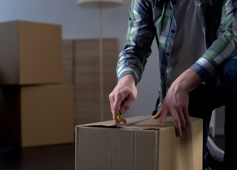 Ship the devices to your customers’ premises – the network configurations previously applied will sync automatically once the access points are connected.